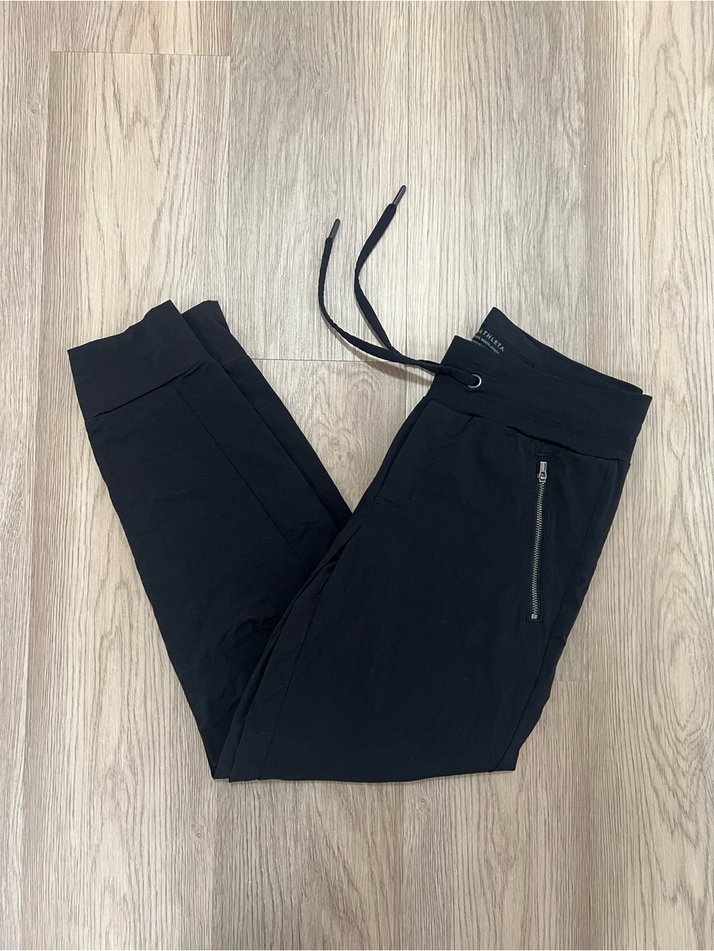 Athleta Trekkie North Jogger Pants Women’s 4 Black Zip Pocket Hiking